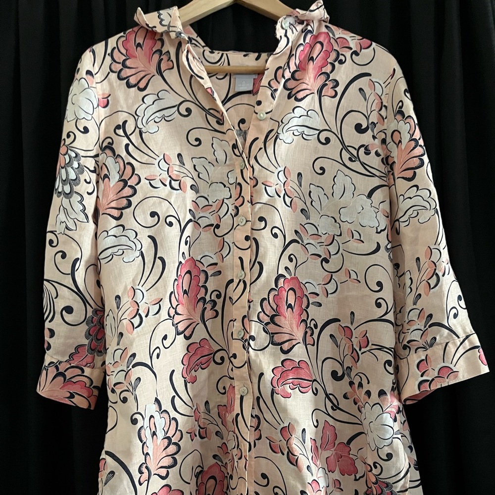 Chico's Floral Print Button-Up Blouse in Blush Pink